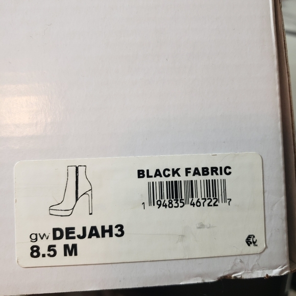 Guess Dejah Black Faux Suede Zip Platform Ankle Booties Sz 8.5M - Picture 13 of 13